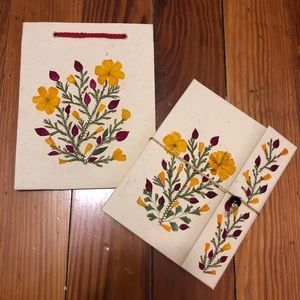 3/$25 NWOT Pressed Flower Notebook Gift Bag Set
